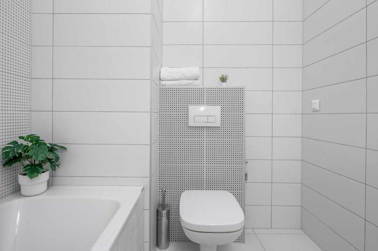 Brand New Modern Apartment-2 Rooms-Balcony-Garage Budapest Luaran gambar