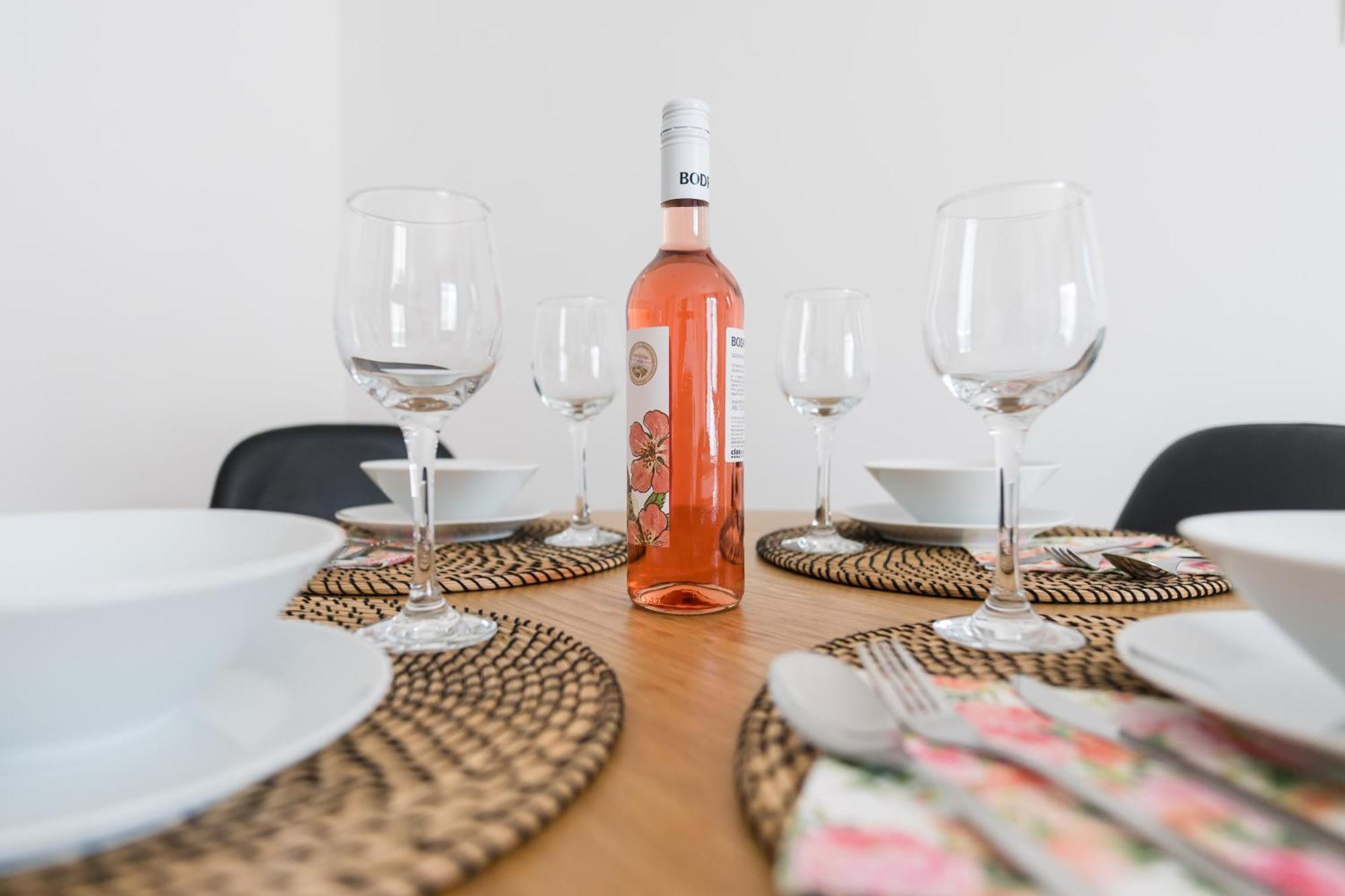 Brand New Modern Apartment-2 Rooms-Balcony-Garage Budapest Luaran gambar